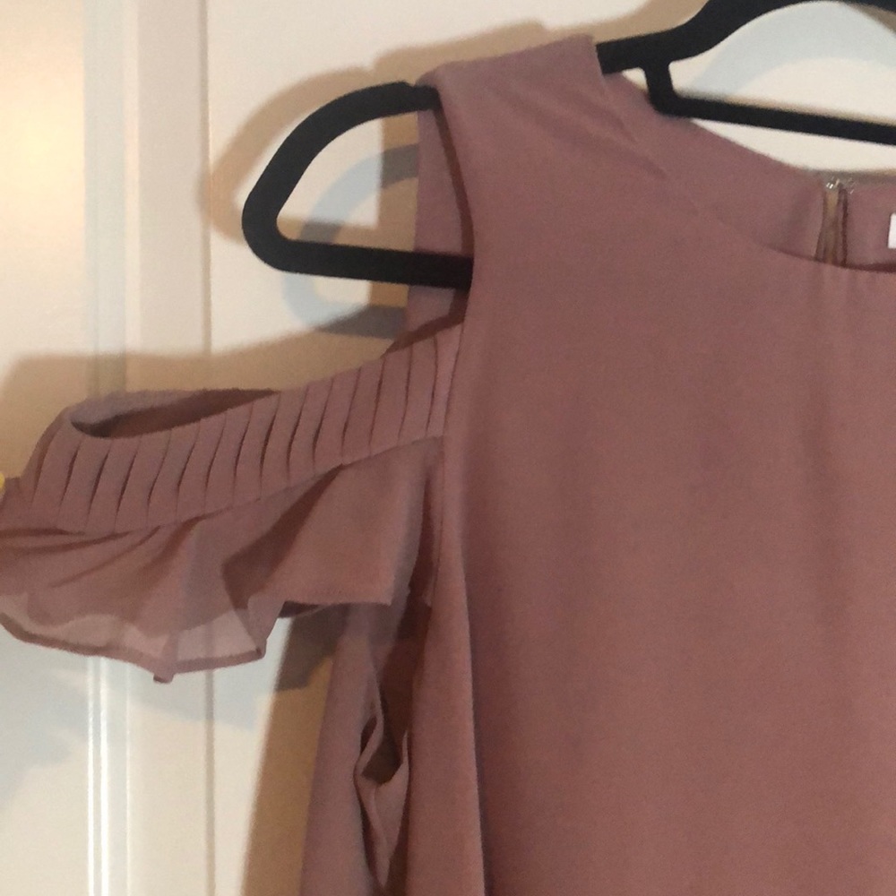 Cold Shoulder Top - Picture 2 of 2